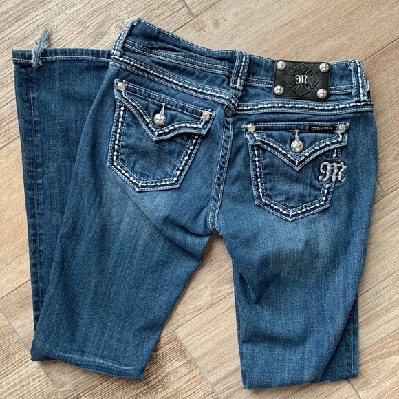 Miss Me Jeans - Picture 1 of 3